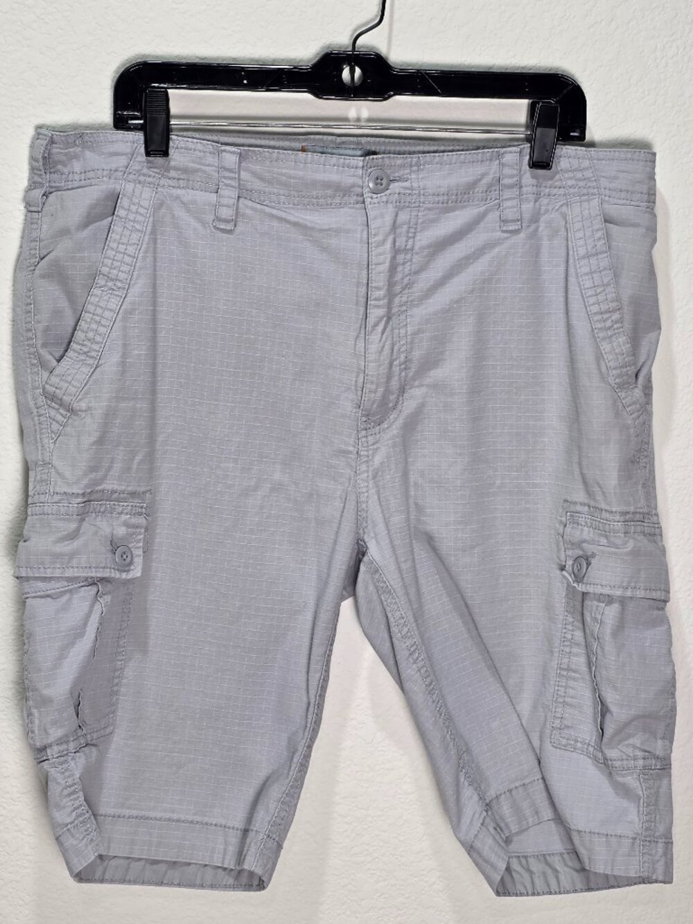 WearFirst Men's Gray Ripstop Cargo Shorts Size 36 Stretch Cotton Blend
